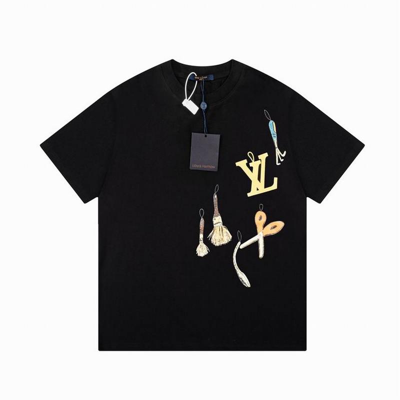 Louis Vuitton Men's T-shirts 949